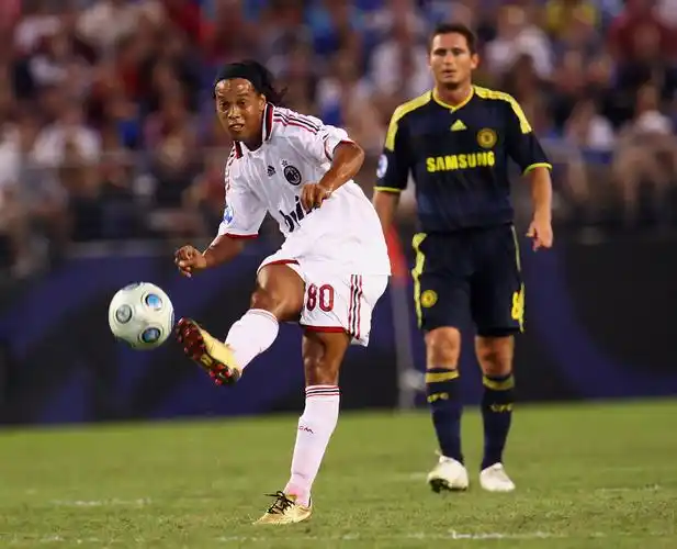 基于两队近 基于两队近