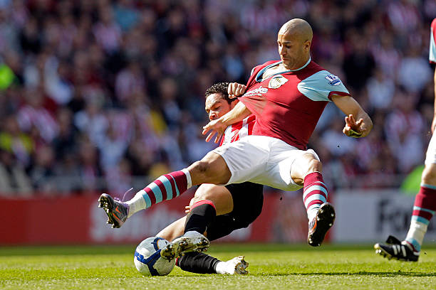 通過他的多 通過他的多