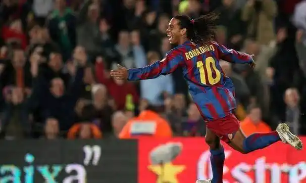 他的表现无 他的表现无